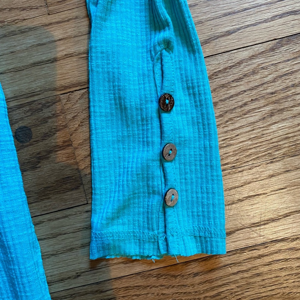 Kissfix Ribbed Button-Detail Henley - Picture 5 of 6